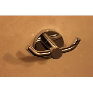 Крючок для полотенец двойной SP 8125 (хром) Крючок для полотенец двойной SP 8125 (хром)