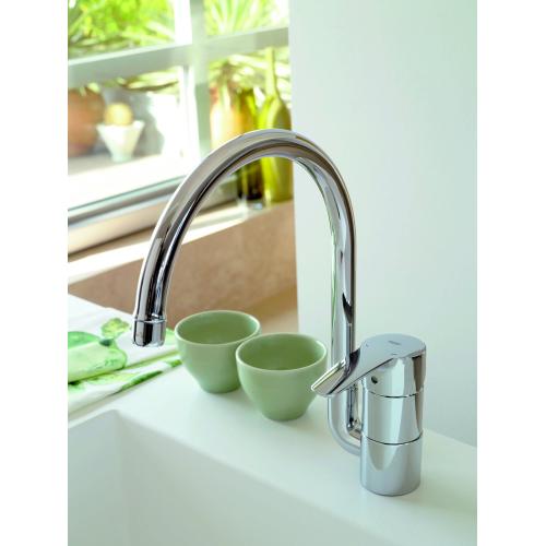 Змішувач для кухні Grohe Eurosmart 33202001