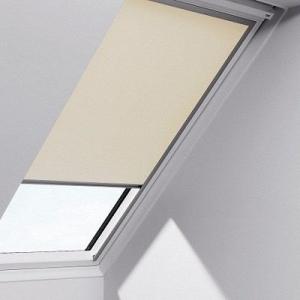 Штора на направляющих на мансардные окна Velux RFL 1086