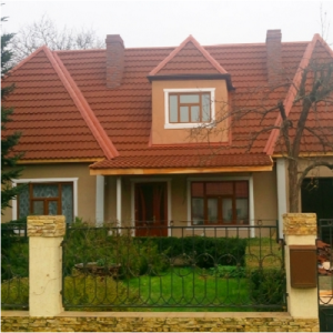 Композитная металлочерепица Queentile 3-тайловая