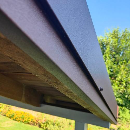 Лобова планка для покрівлі підшивки звісів 2м