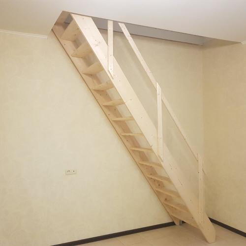 Деревянная лестница Dolle Madrid 57 см (висота 283 см)