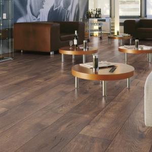 Ламінат Kronotex Exquisit Plus D4766 Дуб Петерсон Темний (1х) V4 32 клас 8мм