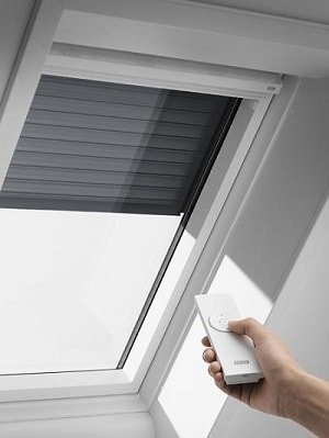 Комплект управління мансардним вікном дистанційно Velux KUX 100+ KMG 100K (електромотор)